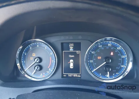 2018 Toyota Corolla Se z USA, uszkodzony, nr VIN 2T1BURHEXJC049375